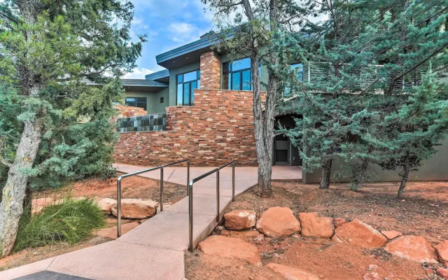 Mountain-view Patio: Sedona Suite Near Trails