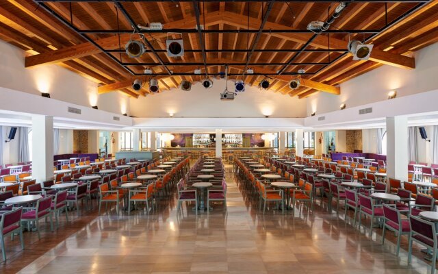 Protur Safari Park Aparthotel