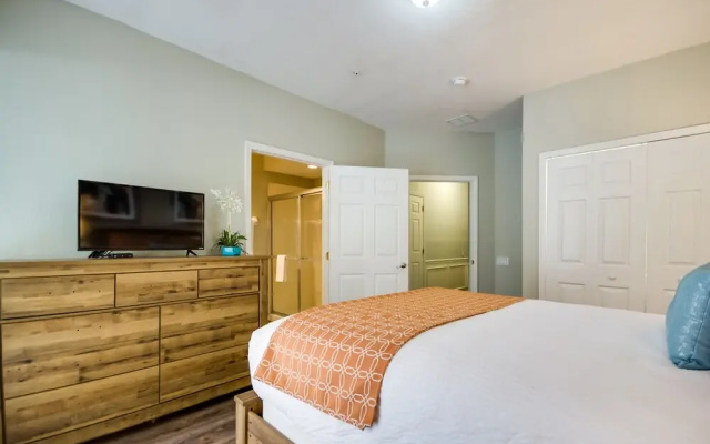 5027 Tideview Circle #40