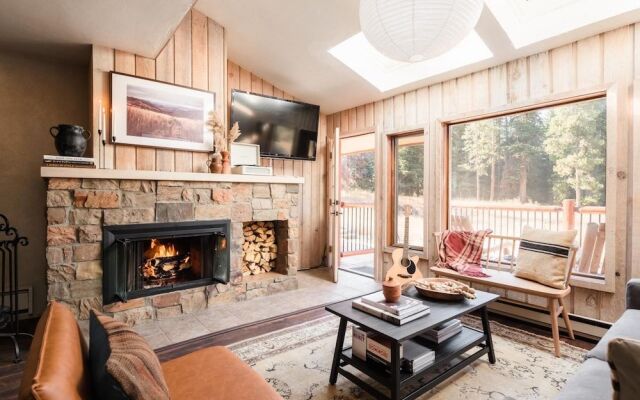 Four O Clock Rd - Rover