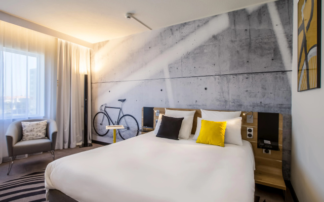 Novotel Wroclaw Centrum - Image 4