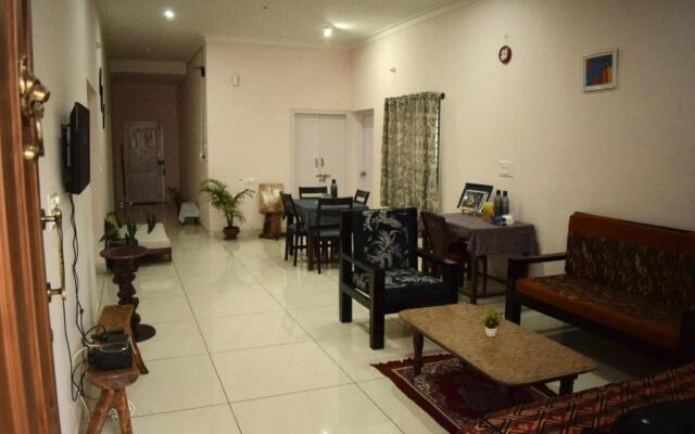 Snow Pine Holiday Home...Virajpet
