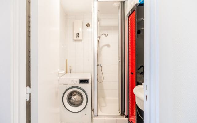 Apartment in Oostduinkerke With Garage