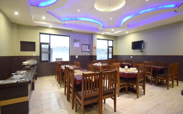 OYO 4690 Hotel Kanta International