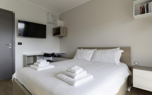 Tognazzi 6 in Milan With 1 Bedrooms and 1 Bathrooms