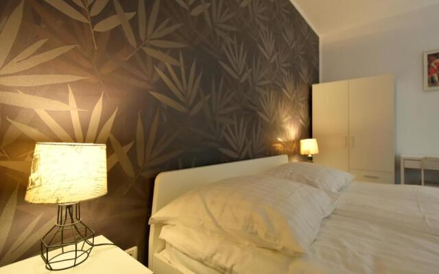 Neferprod Apartments - IS - CAM 01