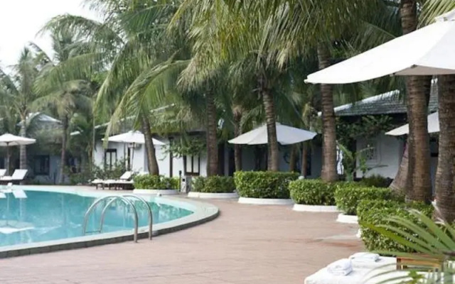 Lang Co Beach Resort