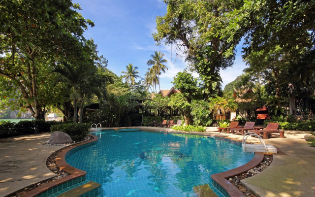 Sunrise Tropical Resort