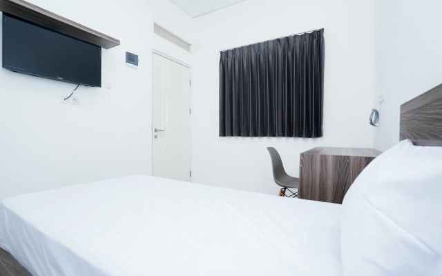 OYO Life 2462 Kost Surabaya