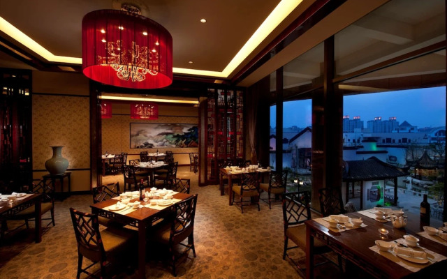 DoubleTree by Hilton Hotel Wuxi