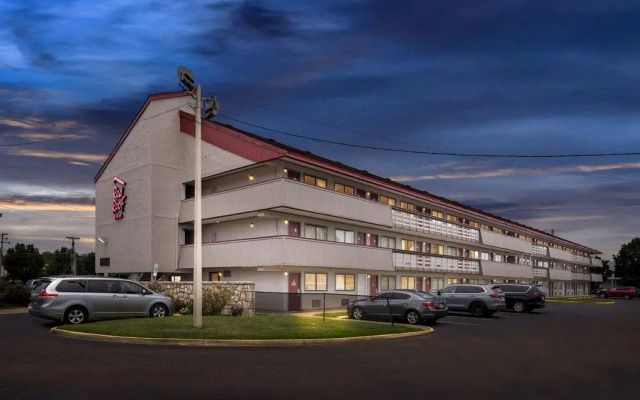 Red Roof Inn Jackson Downtown - Fairgrounds