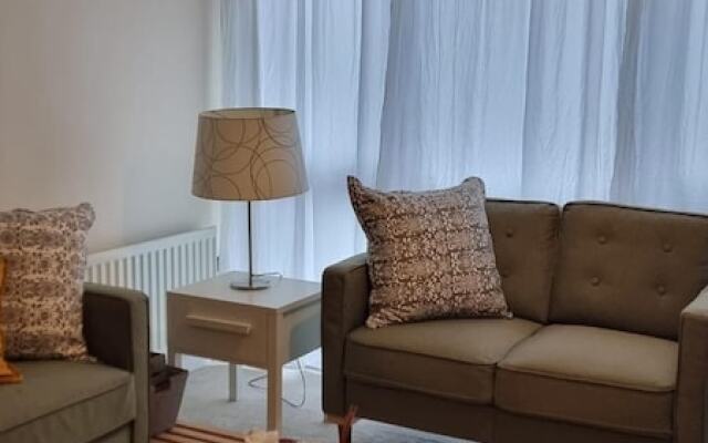Stunning 2-bed Apartment Near Colindale Station