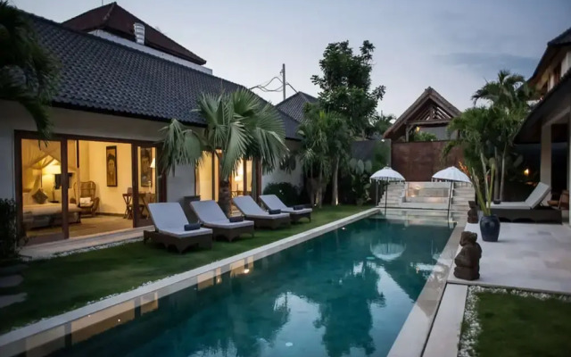 Beautiful Villa With Private Pool, Bali Villa 2073