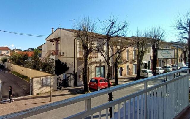 Beach 2 Bedrooms Apartment With Balconies