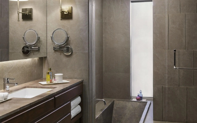 Taj Aravali Resort & Spa