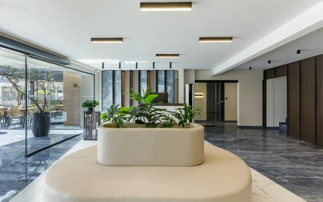 Costa De Luxe Suites
