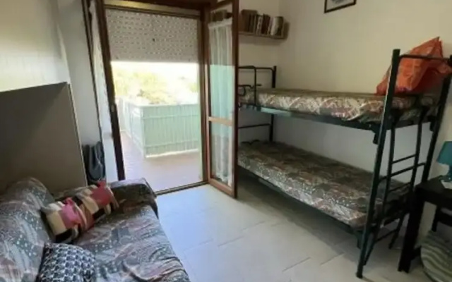 Spacious Apartment With Pool Access