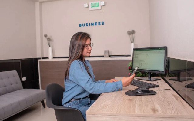 Leveint Executive Hotel