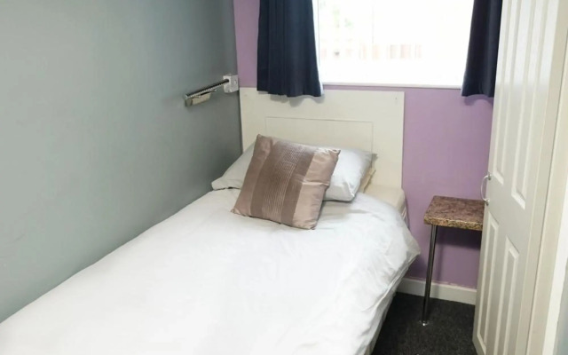 Rollason Wood Hotel