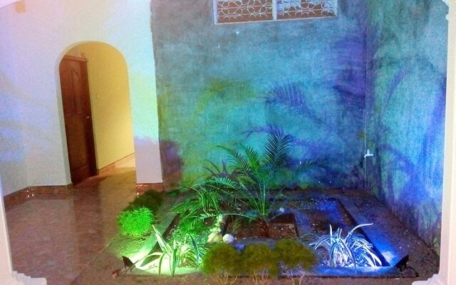 Villa De Rosh