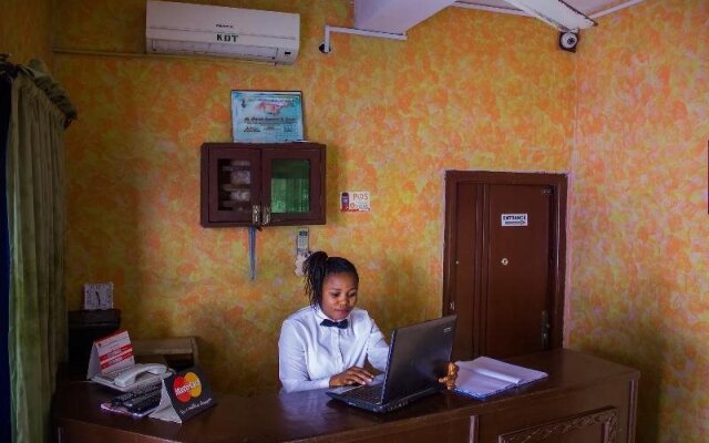 KDT Hotels And Suites