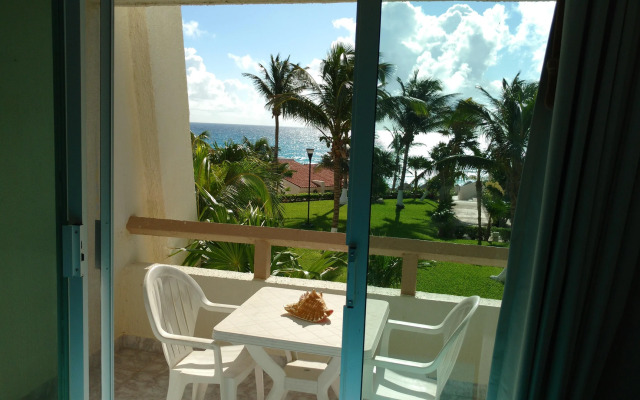 Studio Front The Beach Cancun