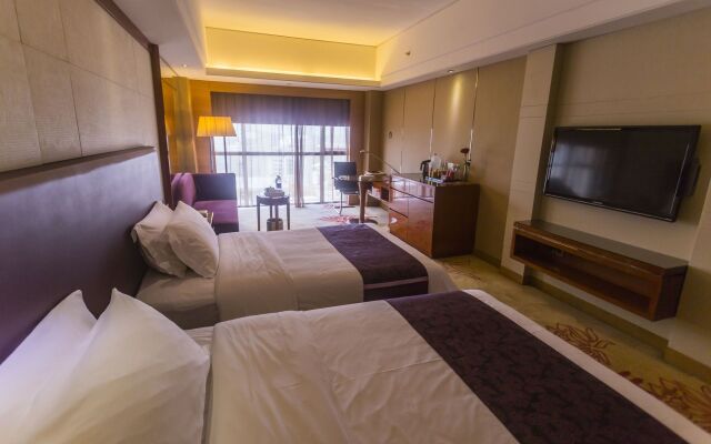 Manhattan Kinlen Hotel - Shishi