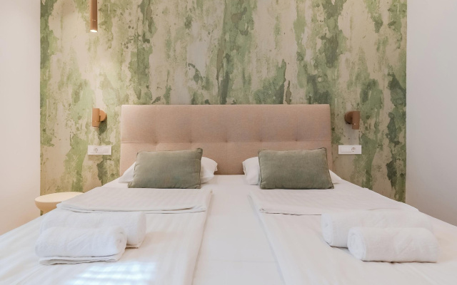 Flowers Premium Apartments & Rooms