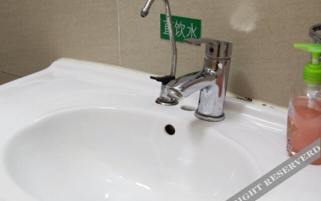Tianyue Business Hotel