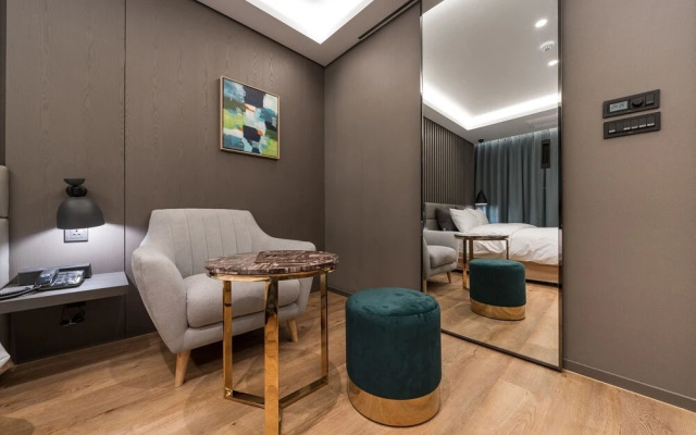 Bundang (Yatap Station) Breeze Hotel
