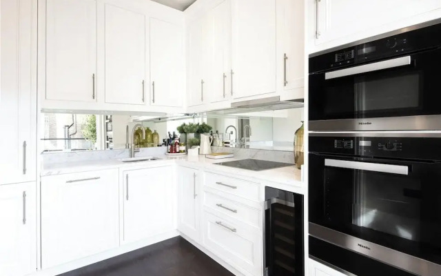 2 Bedroom Flat With Balcony