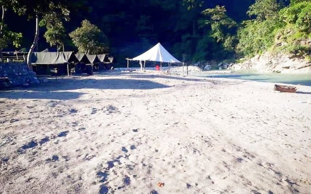 Hideaway By Bull Adventure Camp