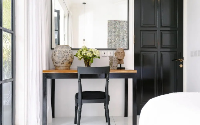 Town House – Guest Rooms – Tibubeneng