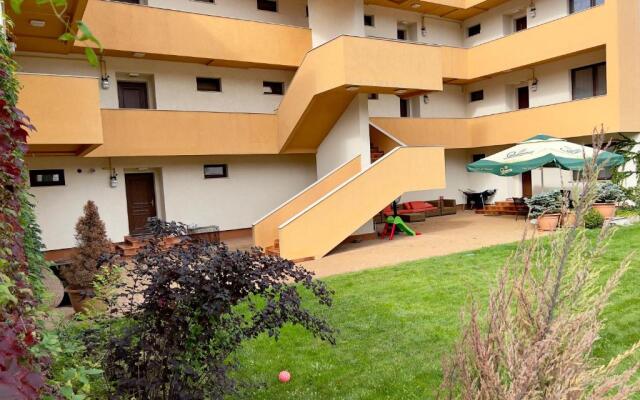 La Pini - Apartament Luxury Bucium