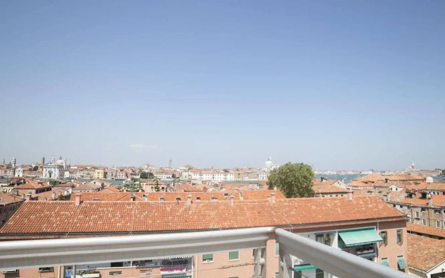 Sunny Terrace Hostel