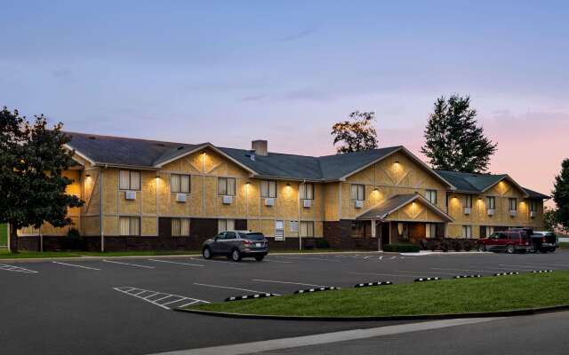 Super 8 by Wyndham Maysville KY