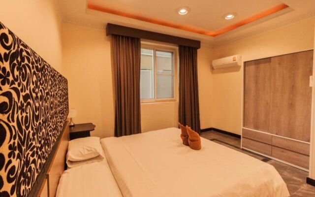 Jomtien Palace Pool Villa By Pattaya Sunny Rentals