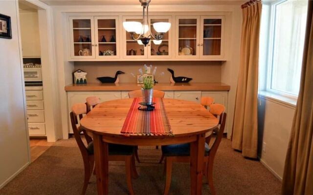 1171 A Herbert - 3 Br Condo