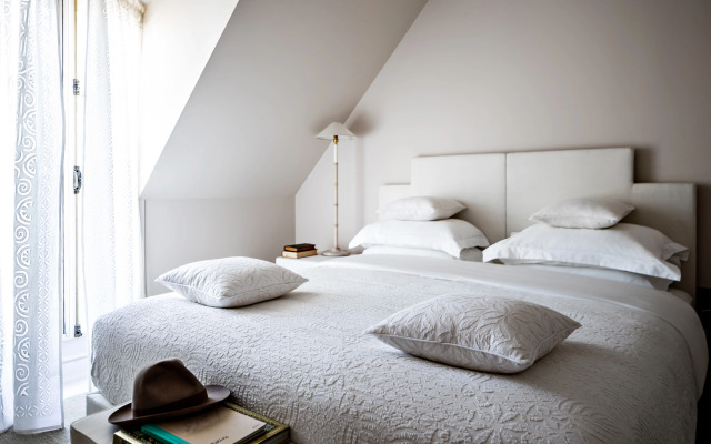 Monsieur George Hotel & Spa – Champs Elysées