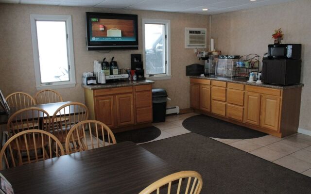 Shiretown Inn & Suites