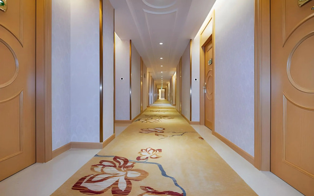 Vienna International Hotel (Shenzhen Airport Hangcheng)