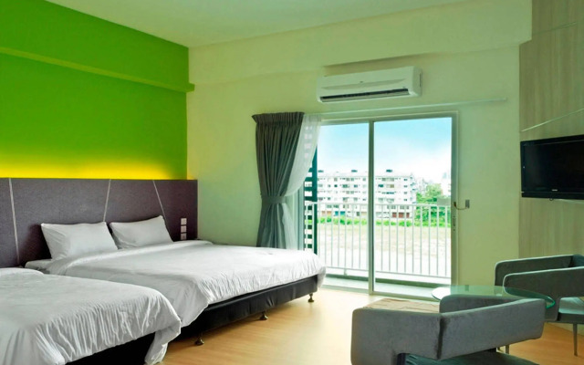 Marvelux Hotel