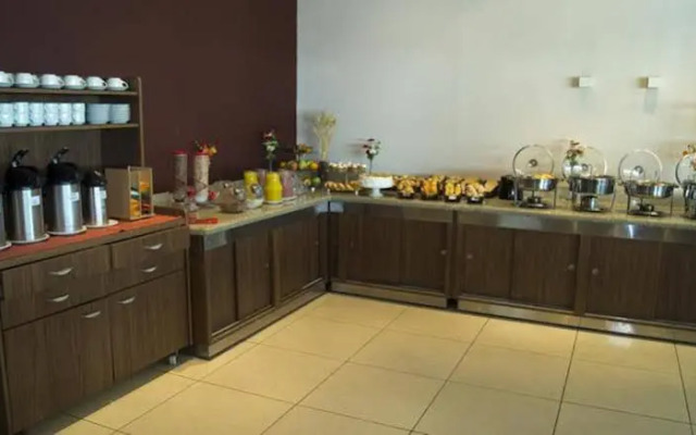 Bourbon Vitoria Hotel (Residence)