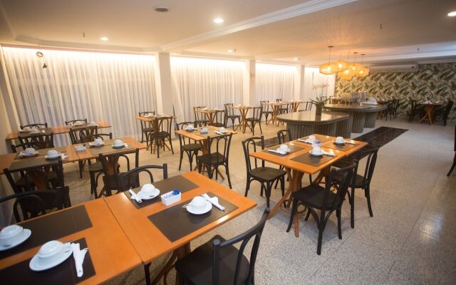 Regency Copacabana Hotel