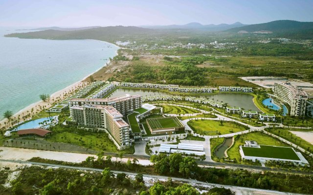 Mövenpick Resort Waverly Phu Quoc Hotel
