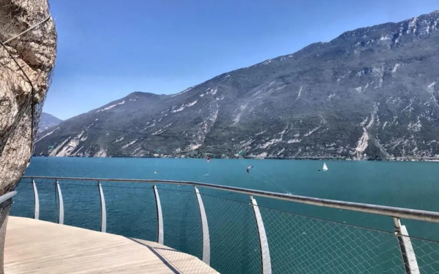 Apart Lago Blu 200m From Lake