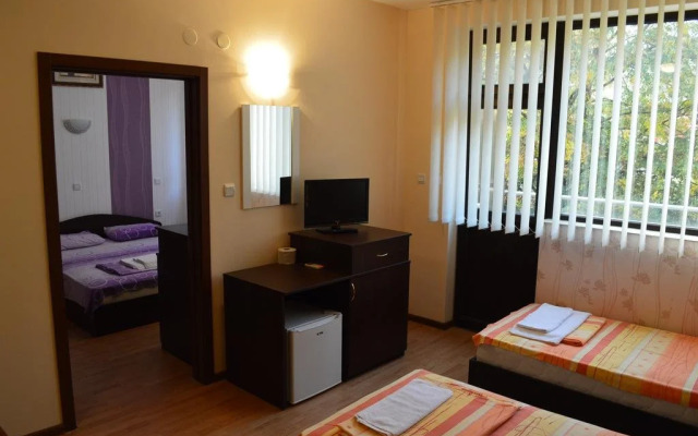 Bon Bon Struma Hotel