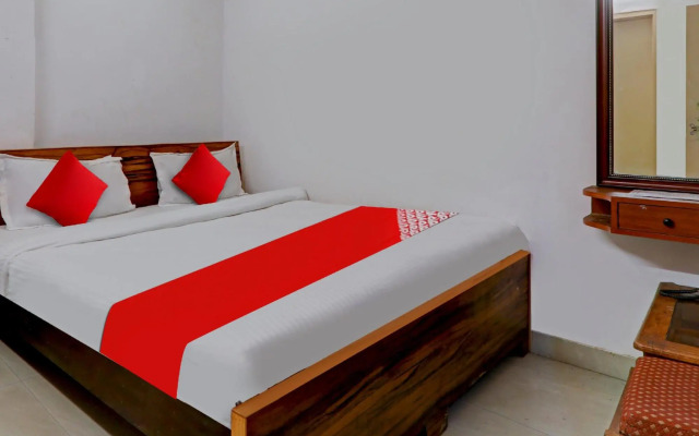 POP 80502A Hotel Aarya Galaxy Inn