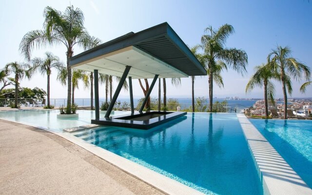 Bay View Modern Condo Paramount Bay At Amapas