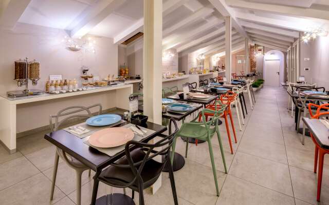 Best Western Plus Royal Superga Hotel